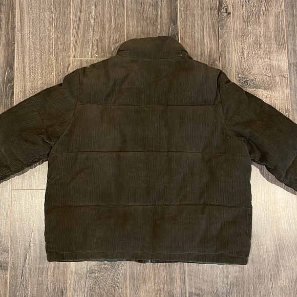 ❌SOLD❌ Brandy Melville | Macy Corduroy Puffer Jacket - Picture 6 of 7